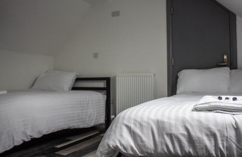 Roath Hotel | Crofts Hotel