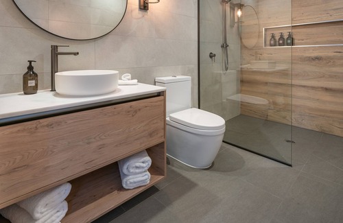 Lake Hawea Otro | Cross Hill Glamping
