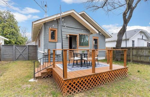 Crosstown Casa | Crosstown Gem in Midtown Memphis