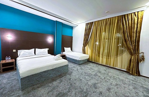 Baku Hotel | Crossway Hotel