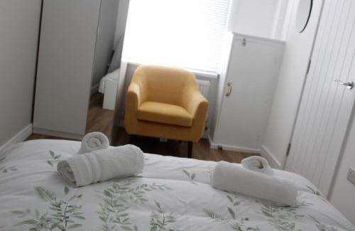 Eastington Apartamento | Crossways - a modern two bedroom village apartment close to cheltenham