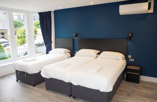 Oxford Hotel | Crown Hotel