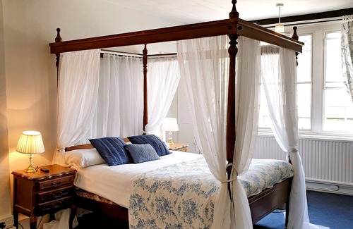 Saffron Walden Cama Y Desayuno | Crown House Hotel