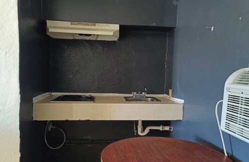 Edisto Hotel | Crown Inn By Oyo Orangeburg Hwy 301