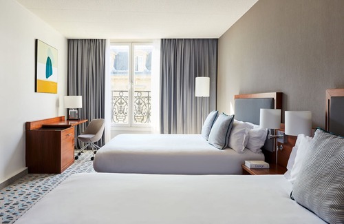 Quartier de la Folie-Mericourt Hotel | Crowne Plaza Paris Republique by IHG