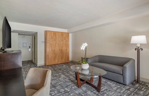 Mission Valley West Hotel | Crowne Plaza San Diego - Mission Valley by IHG