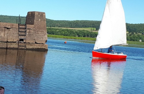 Hatfield Point Casa | Cruise the St. John River