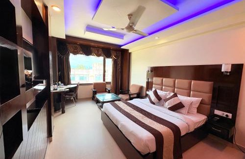 Mayapur Hotel | Crystal Ganga Heights 5 Min from Har Ki Pauri