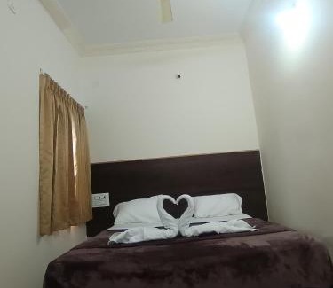 Dharwad Complejo | Crystal Resorts