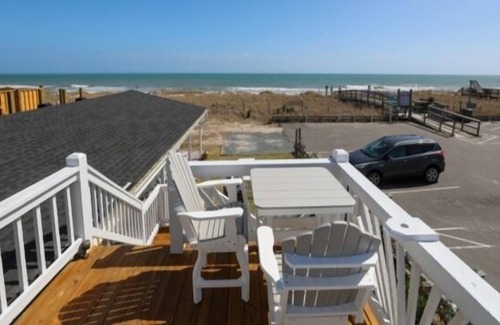 Kure Beach Condominio | Crystal Shores Unit 1 - Relaxing Ocean Front Condo With Breathtaking Views 2 Bedroom Condo by Redawning