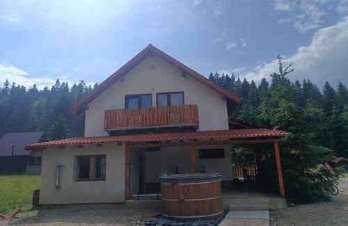 Ciumani Apartamento | Csencsó Vendégház