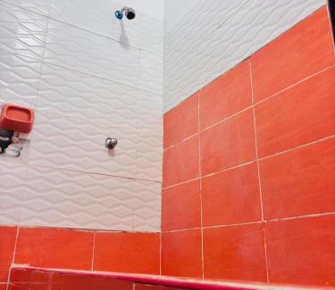 Callería Casa | Cuarto moderno centrico y pulcro l Villa Roncal