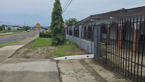 Las Tablas Casa | Cuartos independientes con baño privado - Casa La Dolce Vita Las Tablas