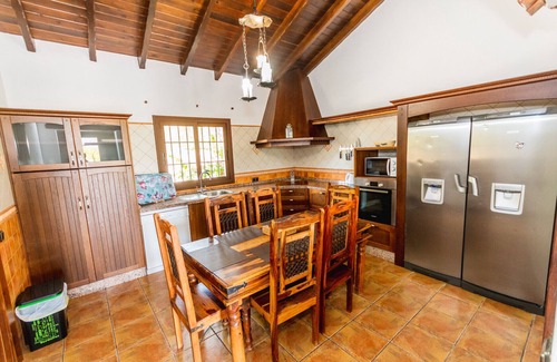 Alhaurín el Grande Cabaña | Cubo's Cortijo La Hilacha / wifi gratis / piscina privada