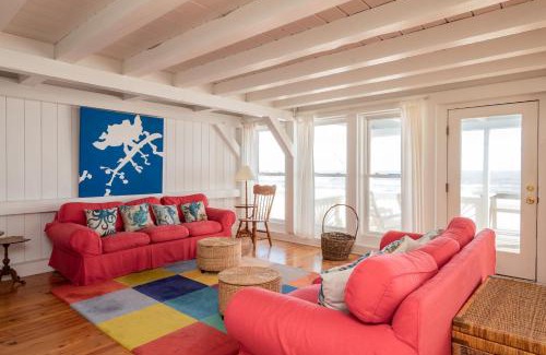 Oak Island Casa | Cuddlefish by Oak Island Accommodations