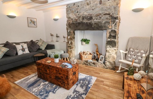 Llithfaen Casa | Cudfan Fach