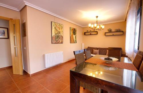 Chillaron de Cuenca Apartamento | Cuencaloft Relax en familia con barbacoa