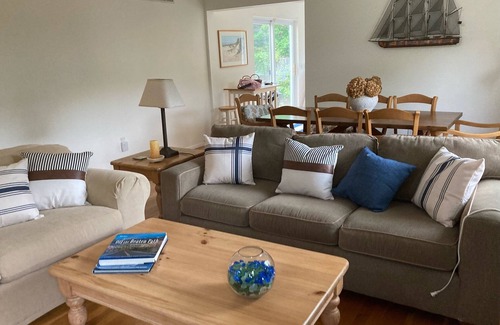Culloden Shores Casa | Culloden Shores 4 BED 2 BATH; Steps to the Private Beach + Outdoor Shower!