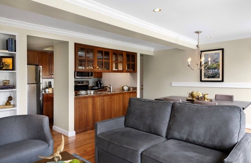 Manchester Hotel | Culture, Comfort & Trails – Stay Near Manchester's Best