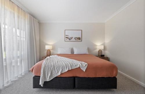 Burnside Casa | Cusmano Retreat - contemporary rural homestay