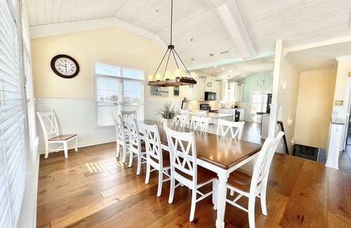 Sunset Beach Casa | Nueva casa de playa construida a medida con una piscina privada!