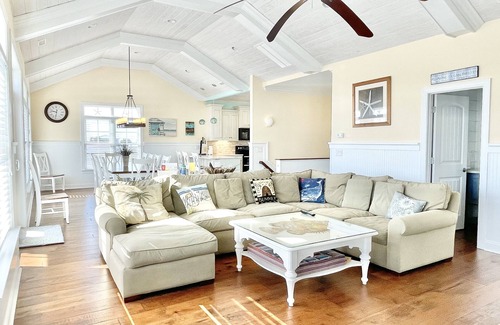 Sunset Beach Casa | Nueva casa de playa construida a medida con una piscina privada!