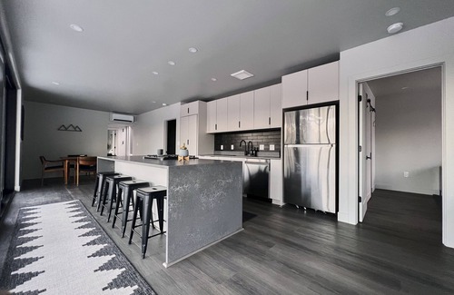 Alton Casa | Custom container home located near Bryce Canyon, Zion, and Brian Head Resort.