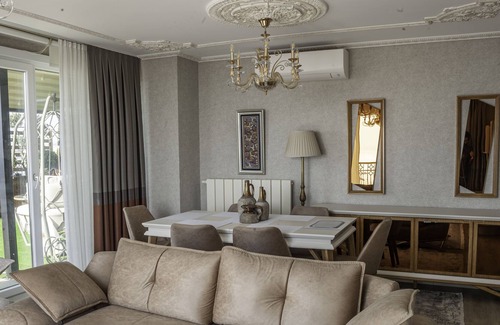 Beylikduzu Apartamento | Custom Decorated Penthouse with unique terrace