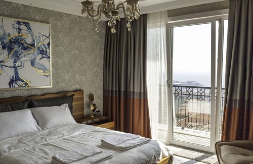 Beylikduzu Apartamento | Custom Decorated Penthouse with unique terrace