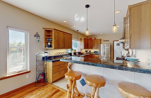 Orick Casa | Custom home overlooking Redwood Creek Valley - hot tub, furnished deck & firepit
