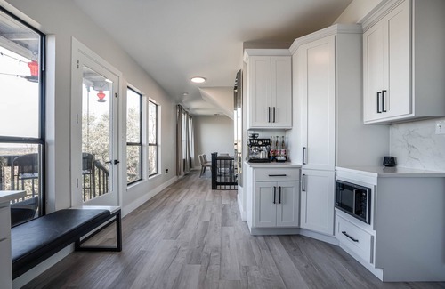 Crownridge of Texas Casa | Custom Modern hill country home! Prime location w/scenic views and game room!