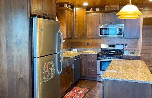 Bryson City Cabina | Customer Appreciation Year!! See Discount information in Ad