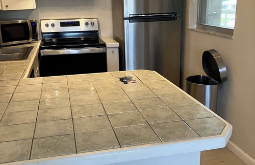 Braden River Condominio | Cute 2-bedroom condo in Palm Aire CC, Sarasota with beautiful views.
