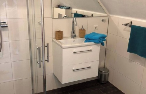 Rommerskirchen Apartamento | Cute apartment on Wasserburg Anstel equestrian farm