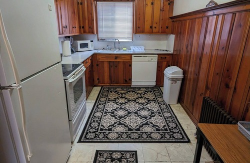 Ottawa Casa | Cute, beautiful 2 Bd/1Bt near Promedica