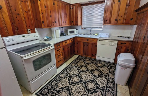 Ottawa Casa | Cute, beautiful 2 Bd/1Bt near Promedica