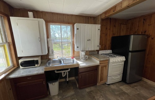 Nevis Cabina | Cute Cabin for Two at Green Valley Resort on Seventh Crow Wing Lake