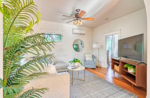 King Casa | Cute & Comfortable Portland Home with 91 WalkScore