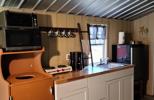 Waynesboro Cabina | Cute & Cozy Country Cabin