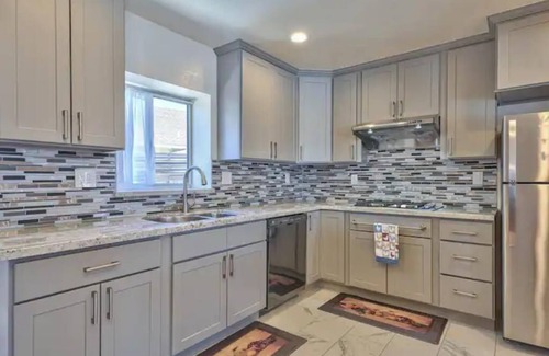 Seaside Casa | Cute Entire House Three Bedroom Near Monterey