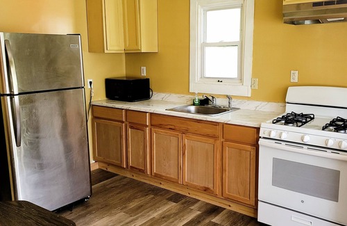 Wawarsing Casa | Cute home in Kerhonkson, NY. This home is minutes to many popular destinations