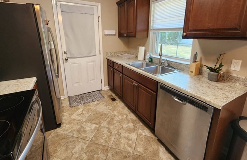 Bessemer Casa | Cute house in Hueytown!