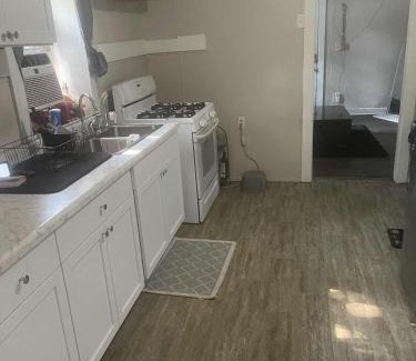 Elkhart Casa | Cute little 2 bedroom house