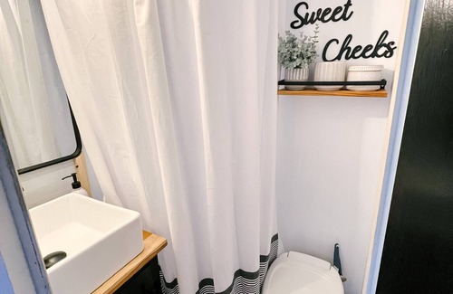 Leeds Casa | Cute Renovated RV Near Zion & St. George