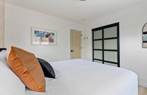 Crosby Casa | Cuyuna Adventure Cabin: Solo Stove - On Bike Trail