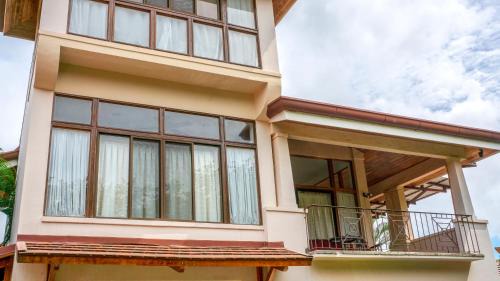 Playa Langosta Villa | CW2 Casa Wasabi 2bed+1bath