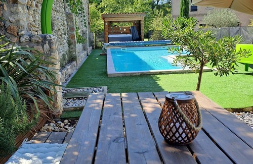 Le Garric Cabaña | Dôme L'ephémère vu Ciel et Piscine/jacuzzi Privatif