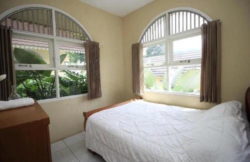 Cisarua Hotel | d'Oasis Mountain Resort