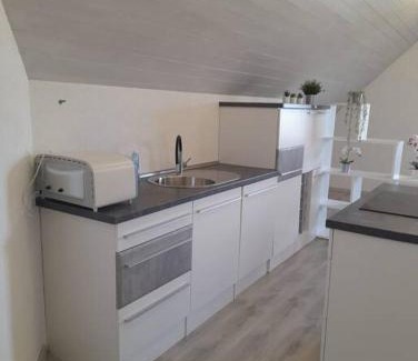 Berneck Apartamento | Dachwhg an schöner Aussichtslage