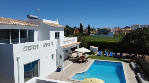 Lagos Casa | Dad's Villa